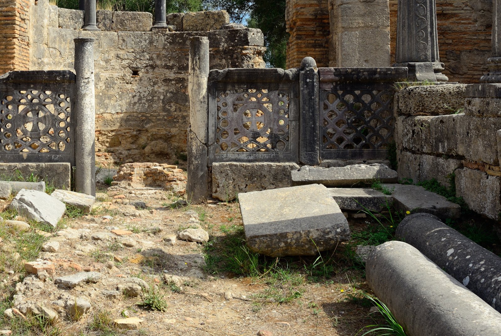 Ancient Olympia and Kourouta Beach Escape