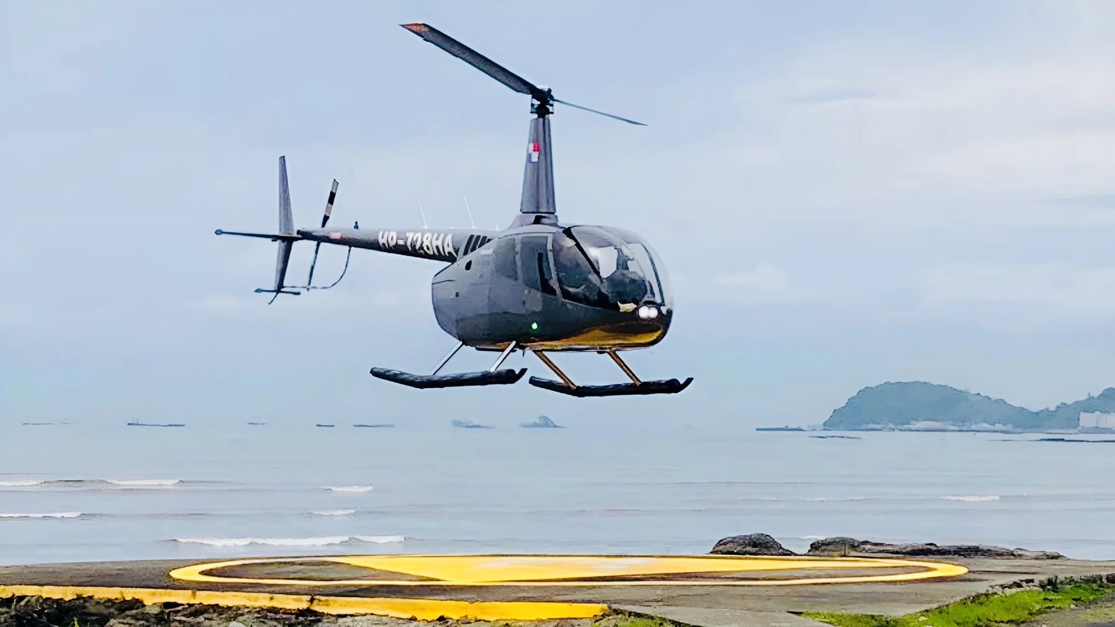 Private Panama Canal by Helicopter