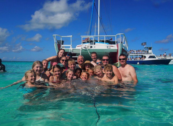 Catamaran Getaway - Stingray City, Starfish Point and Beach Time