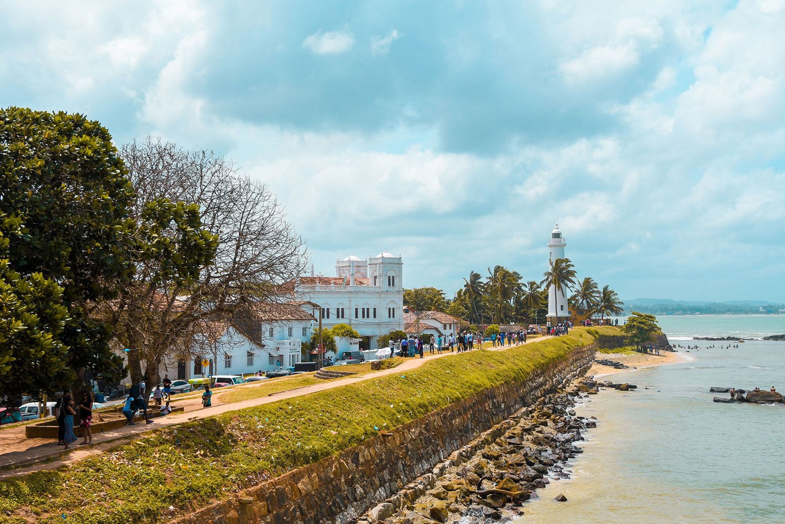 Private Tour South Coast Charm: Galle Fort, Fisherman and Tea Estate Plus Lunch