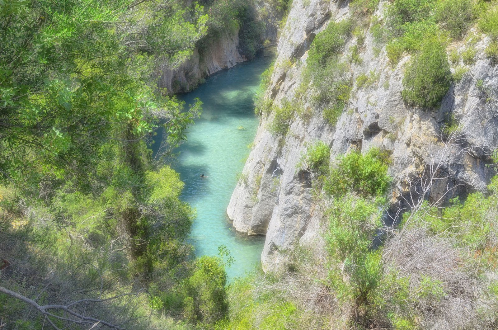 Private Tour - Mountain Hike and Thermal Springs Escape