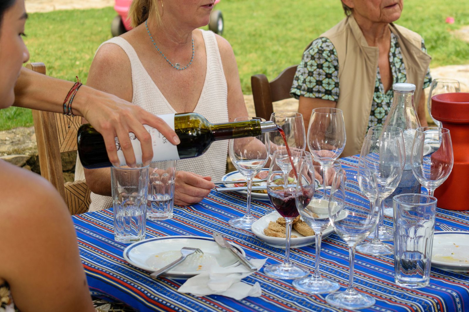 Private Cretan Treasures: Wine and Olive Tasting Experience